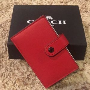 Coach Accordion Card Case